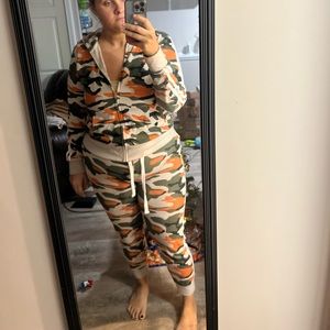 Fashion nova camo set